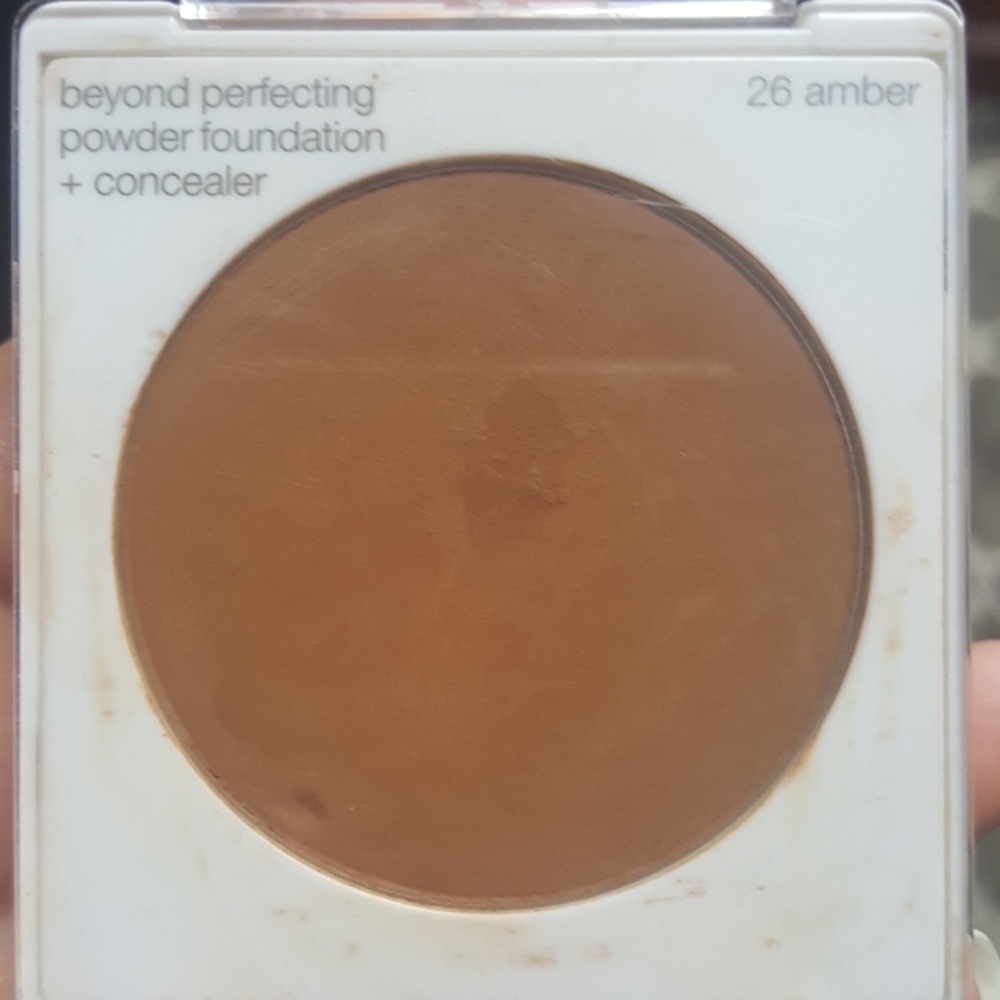 Clinique beyond perfecting powder